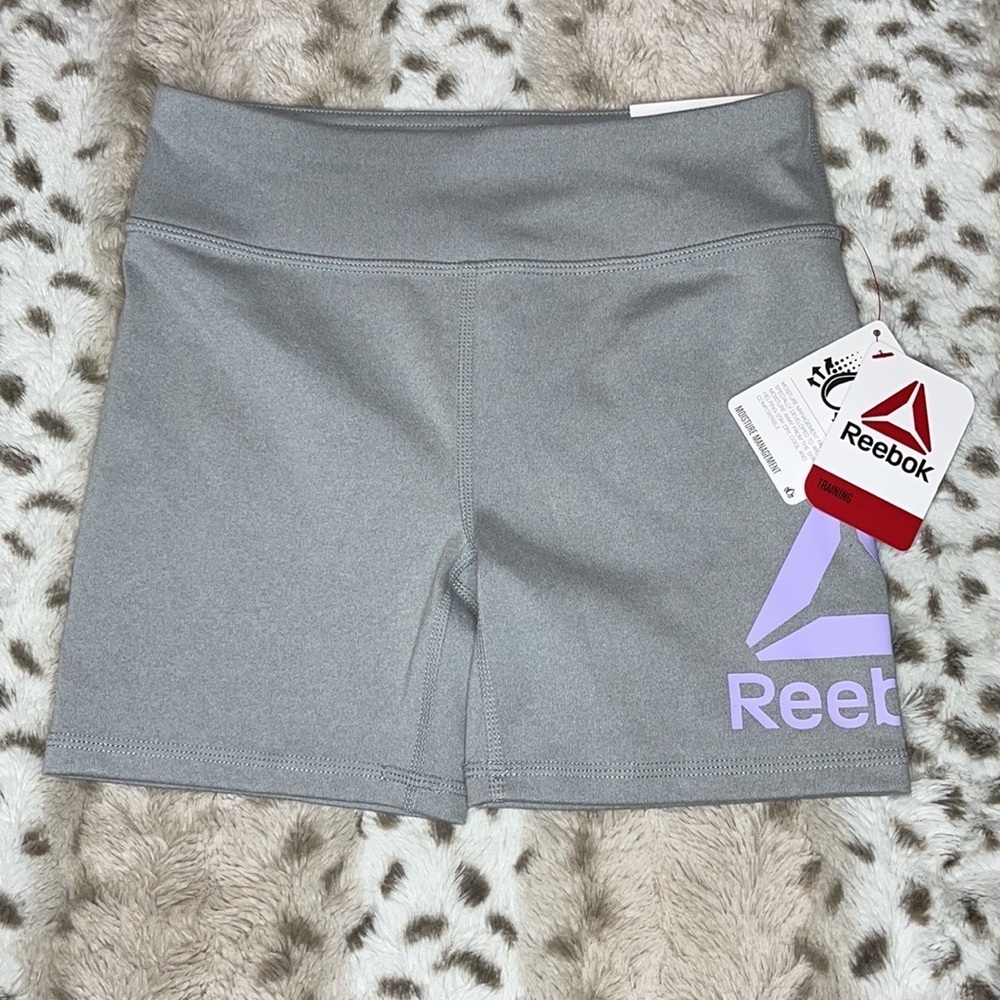 Reebok Grey 7" High-Waisted Bike Shorts - Size Medium